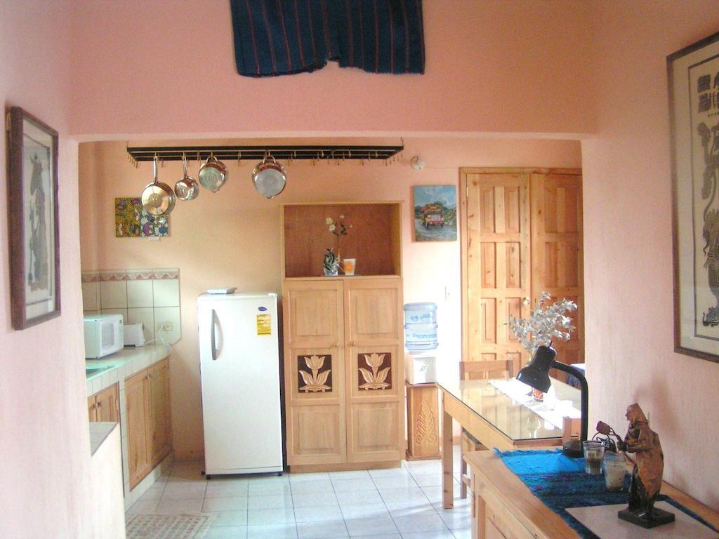 Posada Los Encuentros Panajachel Quarto foto