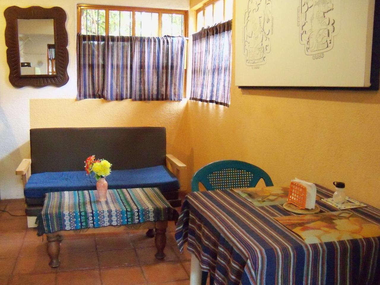 Posada Los Encuentros Panajachel Exterior foto